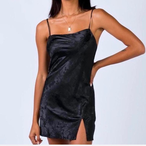 Princess Polly Dress - Picture 5 of 5